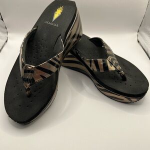 Yellow Box Women's Black and Brown Platform Sandals